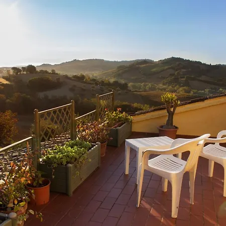 Salvarosa Bed & Breakfast *