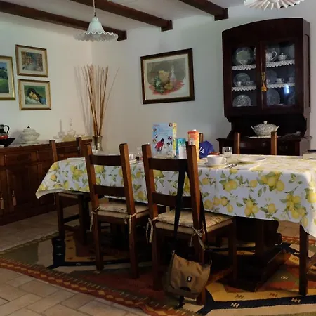 Salvarosa 3*
